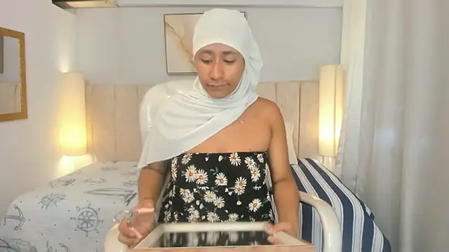 Ridwana Haddad online show from November 21, 2025, 2:27 pm