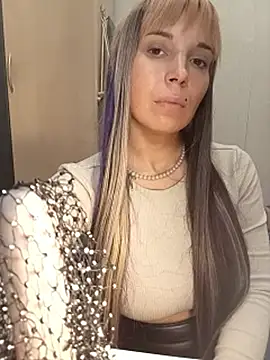 Snapshot of Conny_Shellie chatting on February 8, 2026, 10:40 pm Conny Shellie online show from February 8, 2026, 10:40 pm