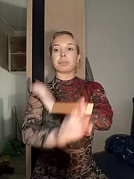 Snapshot of Conny_Shellie chatting on February 26, 2026, 11:43 am Conny Shellie online show from February 26, 2026, 11:43 am