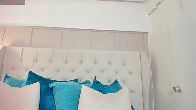 Snapshot of sofi_laane chatting on November 19, 2025, 11:43 am sofi laane online show from November 19, 2025, 11:43 am