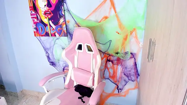 Athenea  fox online show from October 30, 2025, 11:52 am