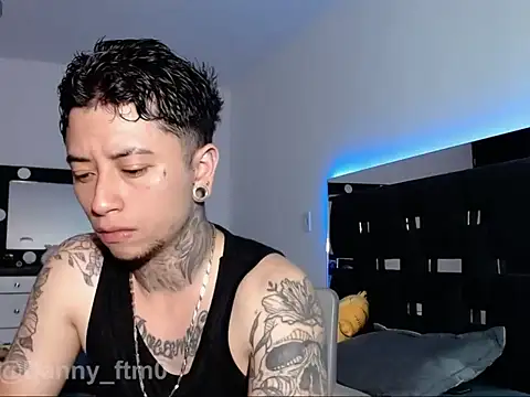 Snapshot of Dannystone2 chatting on May 5, 2026, 11:30 pm Dannystone2 online show from May 5, 2026, 11:30 pm