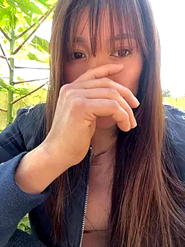 Snapshot of nhinhi-sexy chatting on November 25, 2025, 3:07 am nhinhi-sexy online show from November 25, 2025, 3:07 am