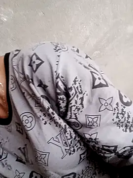 Snapshot of nhinhi-sexy chatting on October 29, 2025, 9:41 am nhinhi-sexy online show from October 29, 2025, 9:41 am