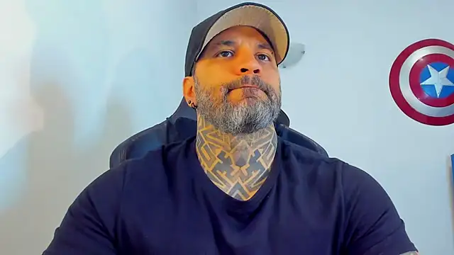 JoshRigby online show from April 7, 2026, 7:04 pm