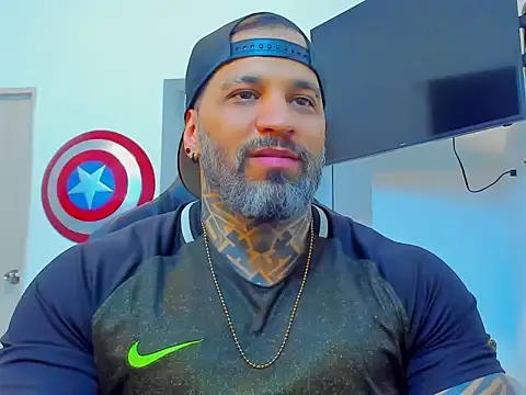 Snapshot of JoshRigby chatting on October 15, 2025, 7:33 pm JoshRigby online show from October 15, 2025, 7:33 pm