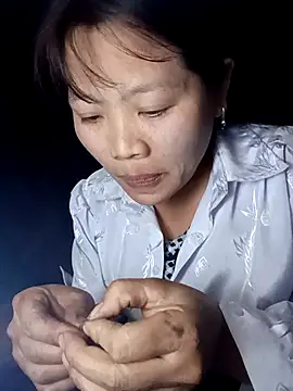 bree-zz online show from February 1, 2026, 12:47 pm