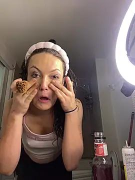 sexybriiiixoxo online show from March 18, 2026, 9:15 pm