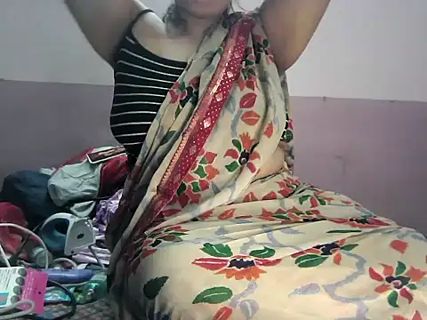 Snapshot of Niisha_HOT chatting on October 11, 2025, 8:32 pm Niisha HOT online show from October 11, 2025, 8:32 pm