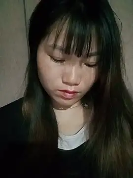 min-xinh online show from May 21, 2026, 9:56 pm