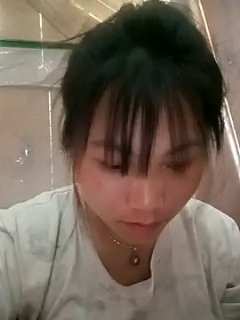 min-xinh online show from April 10, 2026, 7:59 am