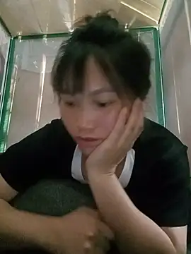 min-xinh online show from May 15, 2026, 11:36 pm