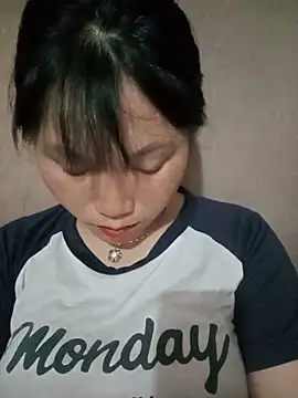min-xinh online show from May 17, 2026, 2:28 pm