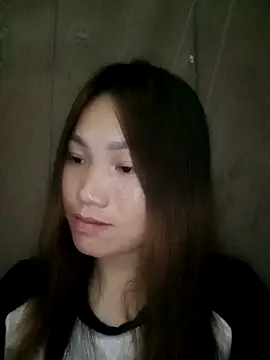 min-xinh online show from October 9, 2025, 1:33 pm