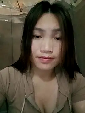 min-xinh online show from October 8, 2025, 1:12 pm