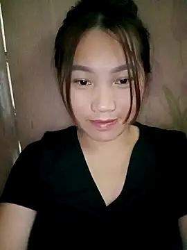 min-xinh online show from September 29, 2025, 3:57 am