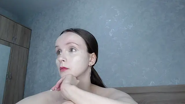 Yourplayfulspark online show from November 26, 2025, 11:38 pm