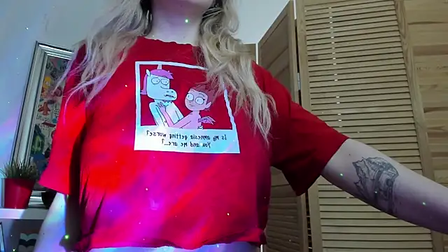 Snapshot of CamillaDreamer chatting on April 12, 2026, 1:20 am CamillaDreamer online show from April 12, 2026, 1:20 am