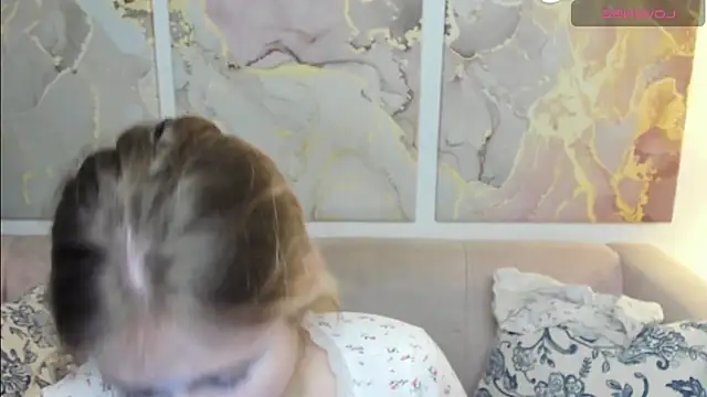 CamillaDreamer online show from May 17, 2026, 6:19 pm