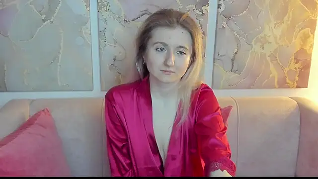 Snapshot of CamillaDreamer chatting on March 27, 2026, 5:03 pm CamillaDreamer online show from March 27, 2026, 5:03 pm