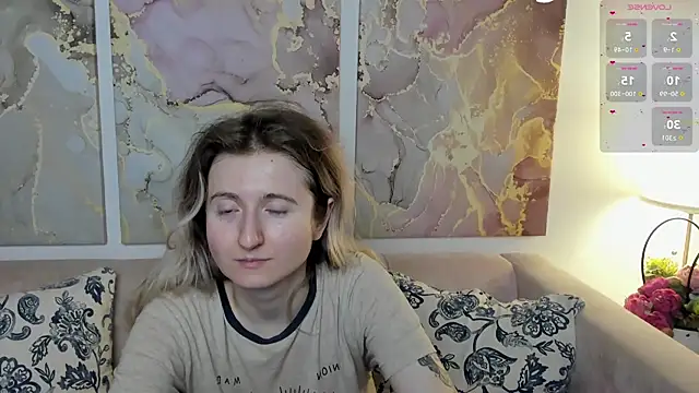 CamillaDreamer online show from May 24, 2026, 1:00 pm