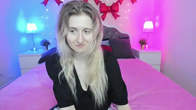 CamillaDreamer online show from April 25, 2026, 1:41 am