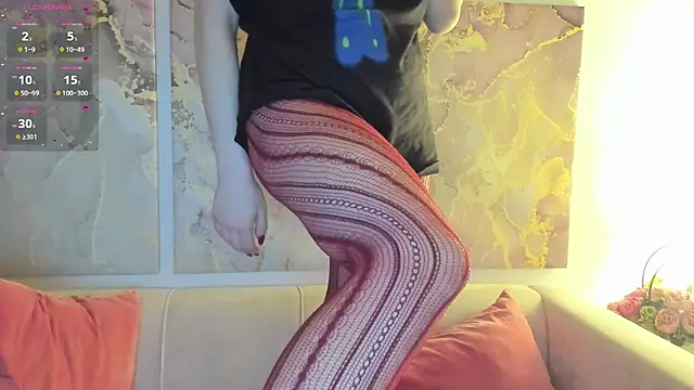 Snapshot of CamillaDreamer chatting on April 13, 2026, 1:09 am CamillaDreamer online show from April 13, 2026, 1:09 am