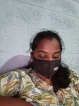 Snapshot of Tamil_Hot_Sindhu chatting on June 4, 2026, 6:01 pm Tamil Hot Sindhu online show from June 4, 2026, 6:01 pm