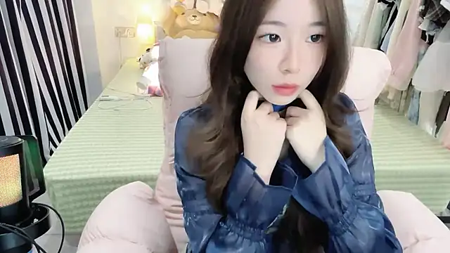 Gardenia-222 online show from December 18, 2025, 1:37 pm