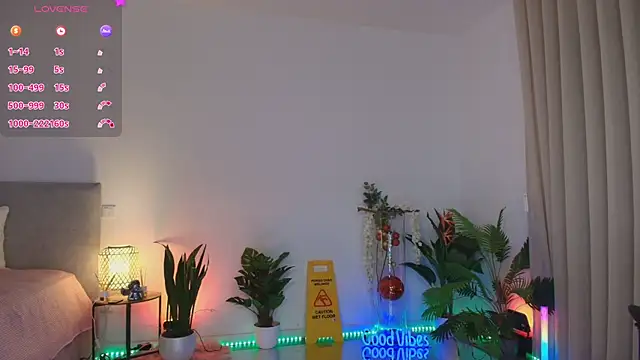 Snapshot of Angel_danm_Pati chatting on November 14, 2025, 9:57 am Angel danm Pati online show from November 14, 2025, 9:57 am