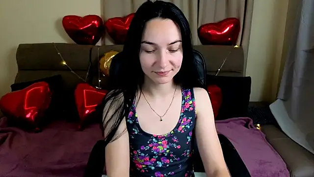 Snapshot of Emilly__Grey chatting on February 12, 2026, 7:35 pm Emilly Grey online show from February 12, 2026, 7:35 pm