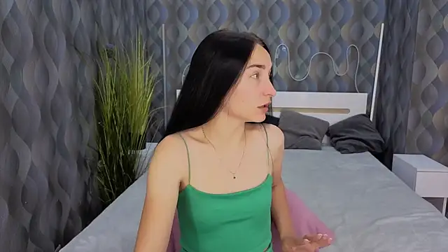 Snapshot of Emilly__Grey chatting on July 11, 2026, 5:35 pm Emilly Grey online show from July 11, 2026, 5:35 pm