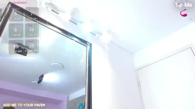 MelissaSam  online show from November 7, 2025, 1:26 pm