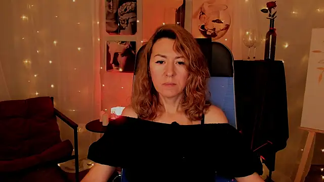 DonnaSmitth online show from November 29, 2025, 10:04 am