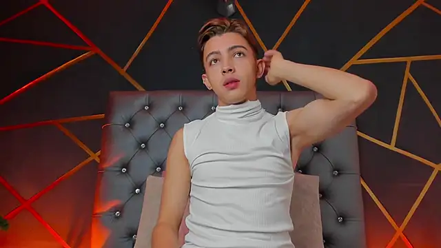 Snapshot of Lian_Miller1_ chatting on November 15, 2025, 12:42 pm Lian Miller1 online show from November 15, 2025, 12:42 pm