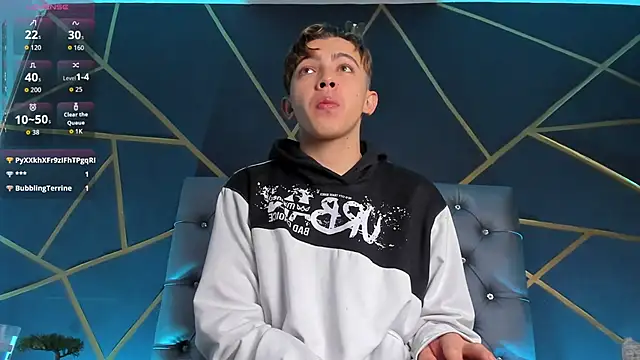 Lian Miller1  online show from February 10, 2026, 12:26 pm