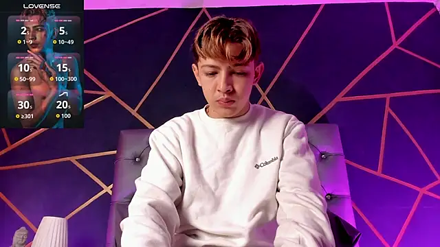 Lian Miller1  online show from April 8, 2026, 12:28 pm