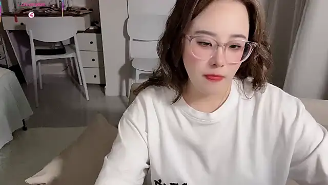 Snapshot of NEWONETO chatting on May 28, 2026, 10:54 am NEWONETO online show from May 28, 2026, 10:54 am