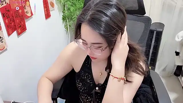 Snapshot of NEWONETO chatting on April 1, 2026, 5:54 pm NEWONETO online show from April 1, 2026, 5:54 pm