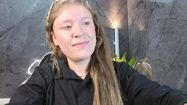 carla tp online show from October 30, 2025, 12:58 pm