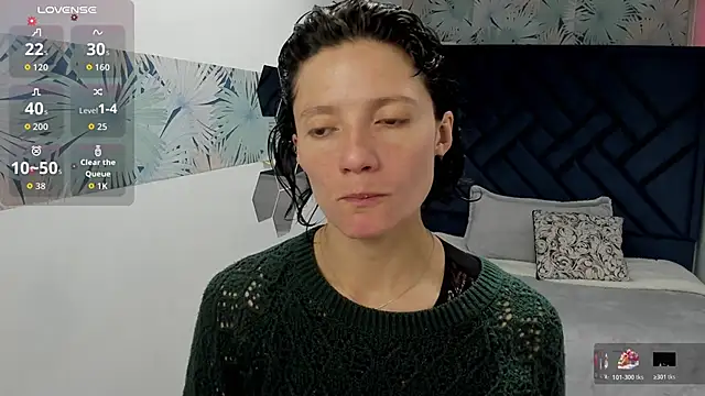 Snapshot of Valery_More__ chatting on December 3, 2025, 12:26 pm Valery More online show from December 3, 2025, 12:26 pm