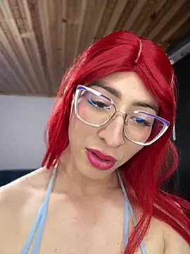 Snapshot of NICOLLE__12 chatting on July 9, 2026, 8:41 pm NICOLLE 12 online show from July 9, 2026, 8:41 pm