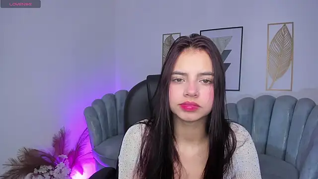 Snapshot of zharaa_fox chatting on February 27, 2026, 3:07 am zharaa fox online show from February 27, 2026, 3:07 am