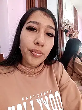 Snapshot of Amelia_Rivas chatting on December 17, 2025, 7:19 pm Amelia Rivas online show from December 17, 2025, 7:19 pm