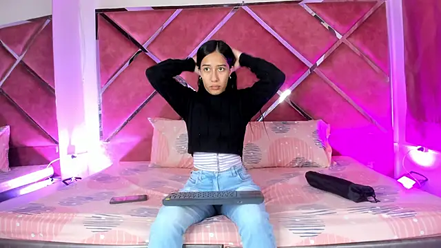 Snapshot of Amelia_Rivas chatting on October 12, 2025, 6:09 pm Amelia Rivas online show from October 12, 2025, 6:09 pm