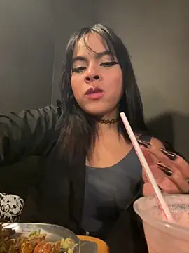 Veeronica  online show from October 3, 2025, 2:59 am