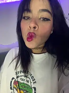 Veeronica  online show from September 27, 2025, 1:12 am