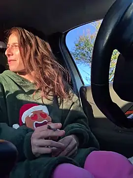 Snapshot of GoldenPussy1329 chatting on November 18, 2025, 7:55 am GoldenPussy1329 online show from November 18, 2025, 7:55 am