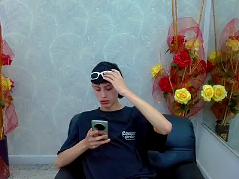 Snapshot of thaigo_twink38 chatting on October 8, 2025, 3:19 am thaigo twink38 online show from October 8, 2025, 3:19 am