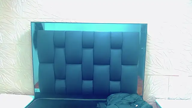 thaigo twink38 online show from February 22, 2026, 7:22 am